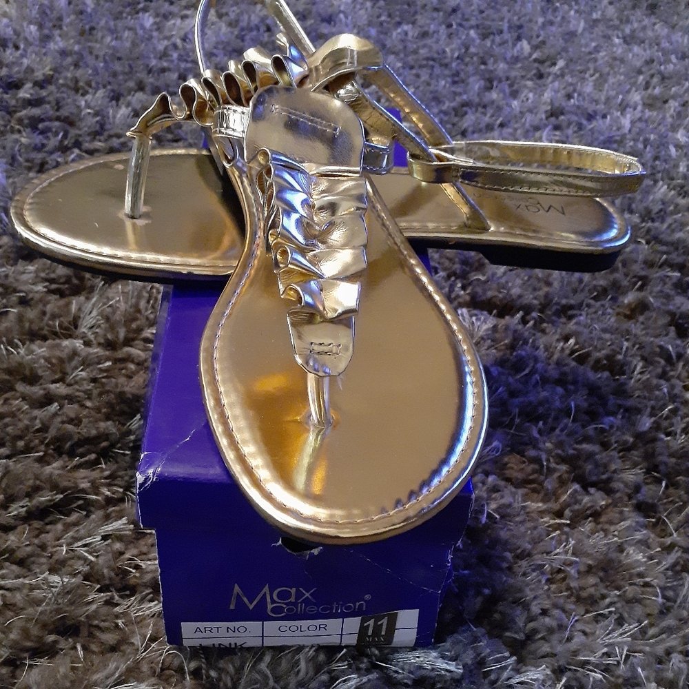 COPY - Sandals - Picture 2 of 3
